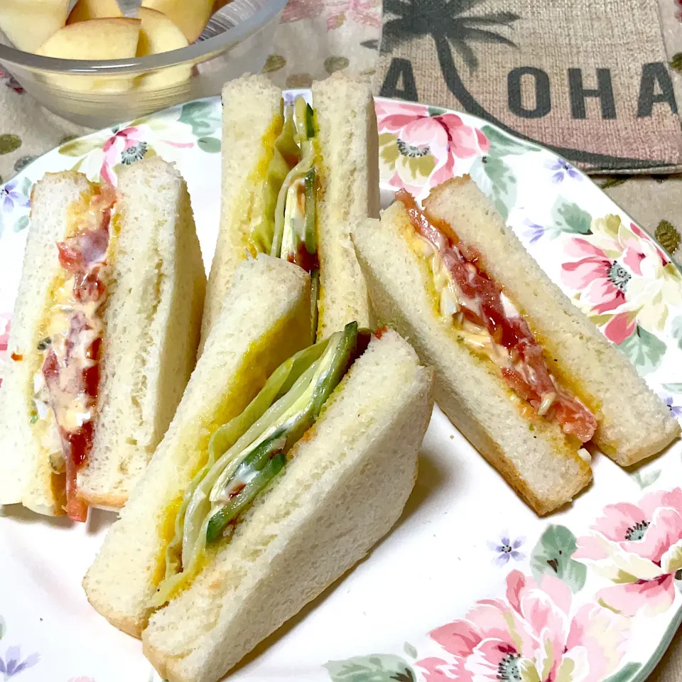 野菜トーストサンドイッチ🥪|Mahinaさん