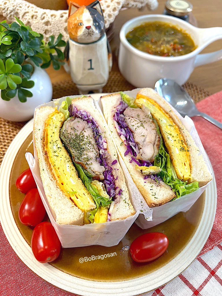 ハーブチキン＆卵サンド|ラゴさん。さん