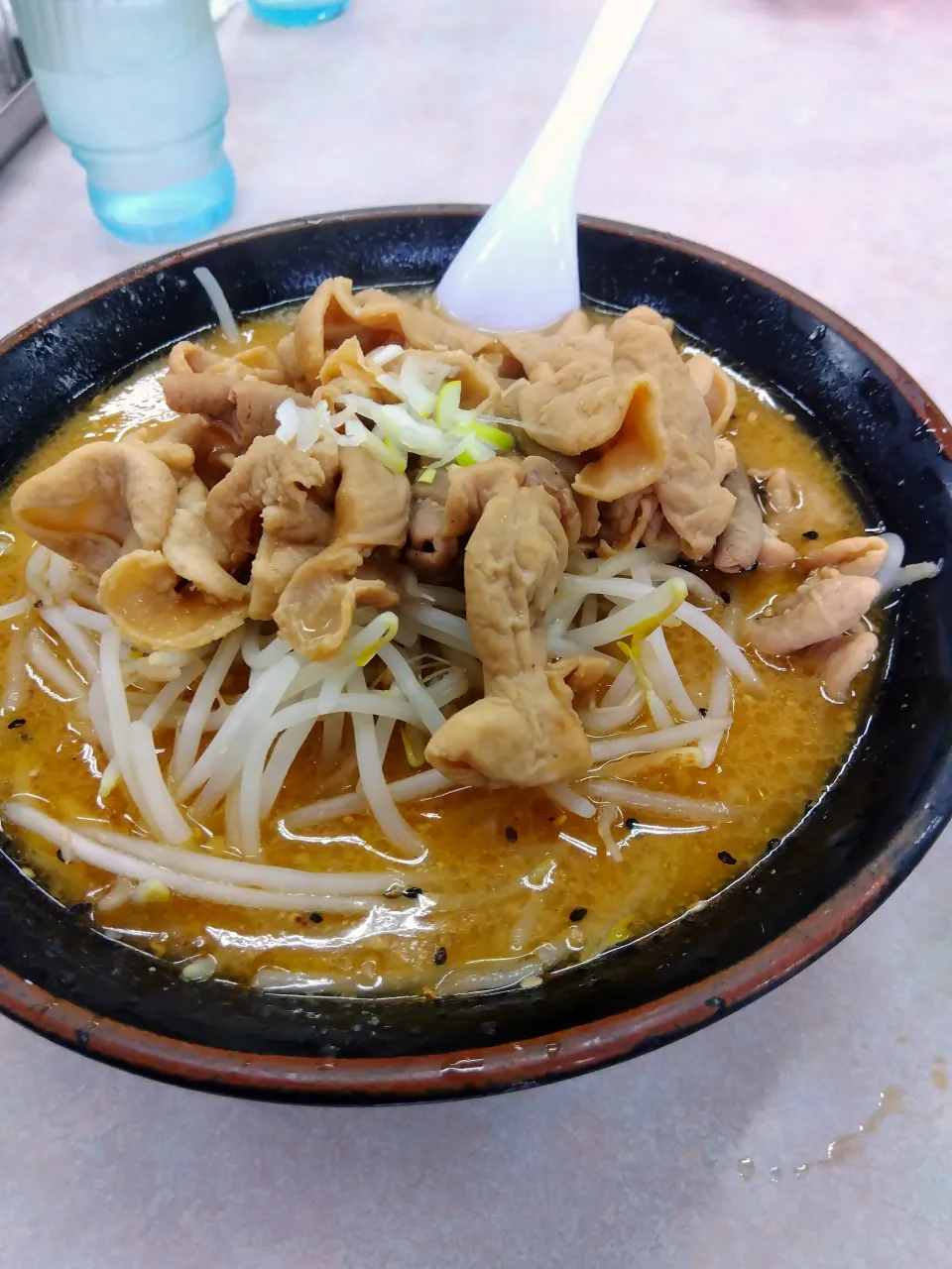 「湘南台　まるともラーメン」②もつ味噌ラーメン|mamedaifukuさん