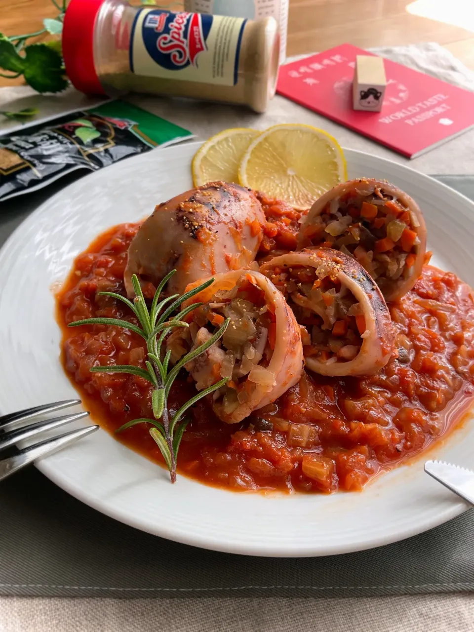 地中海風☆イカの詰め物トマト煮|スイーツポテトさん