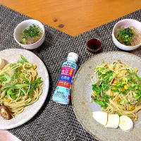 金曜日のアヒージョ残りにコーンとツナとキャベツを入れてペペロンチーノ🌶️に|さくたえさん