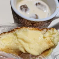 Vanilla custard bun😍😋😋😋Gokoku Bakery|🍒lynnlicious🍒さん