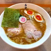 味玉ラーメン　豚骨スープで|マハロ菊池さん