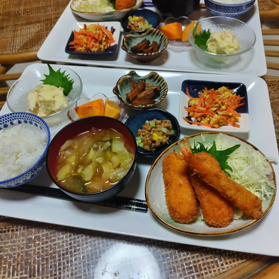 海老フライと蟹クリームコロッケ定食です✨|rikako♪。.:＊さん