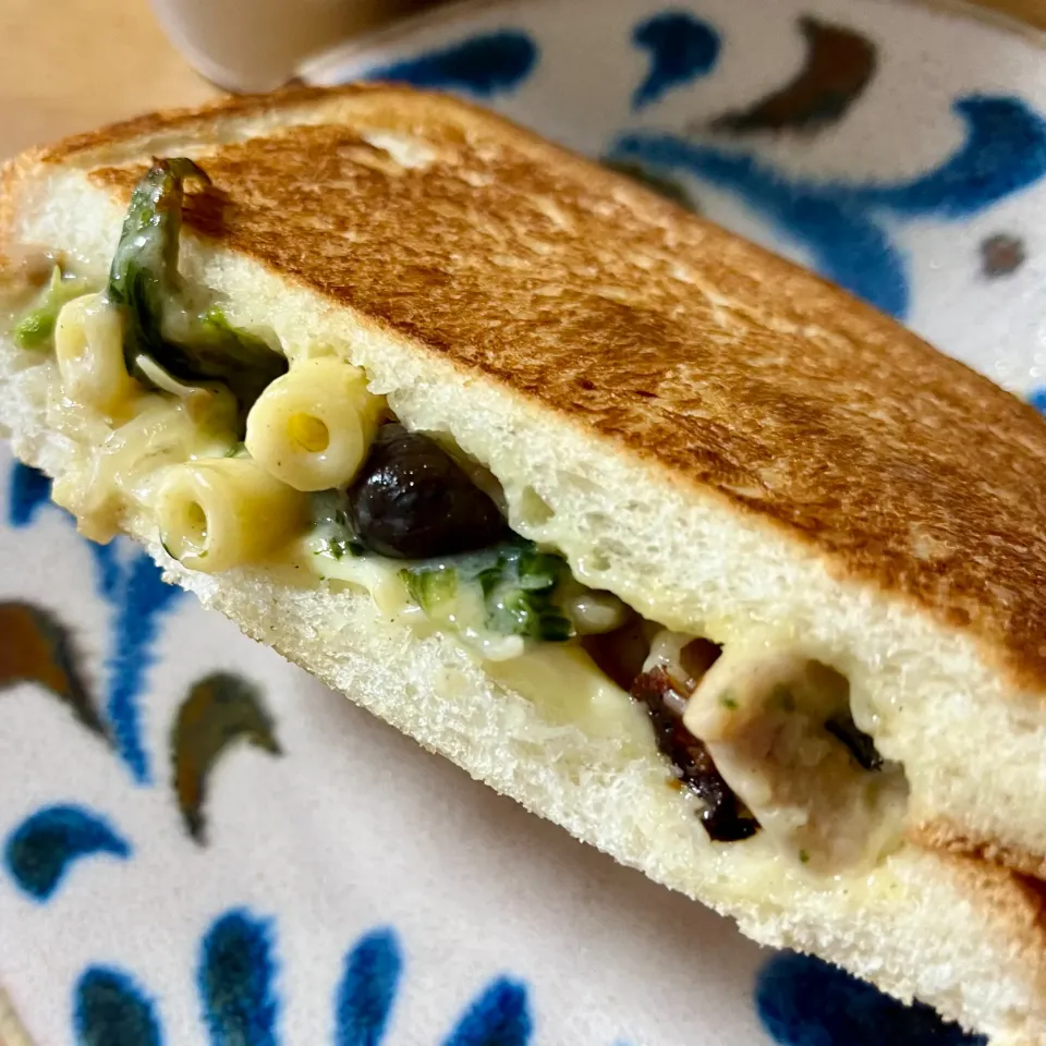 グラぱん|deekay71さん