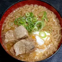 手軽にチキンラーメン🍜| まちゃさん