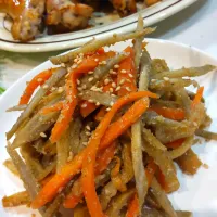 すり胡麻たっぷりきんぴらごぼう|ポコさん