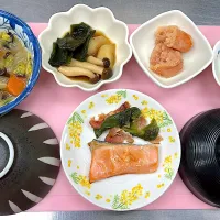 朝ごはんです|じゅにぱあべりぃ🍎さん