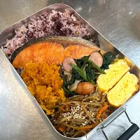 お弁当| メガネおばさんさん
