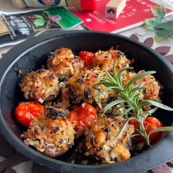 Snapdishの人気料理写真:スタッフドマッシュルーム