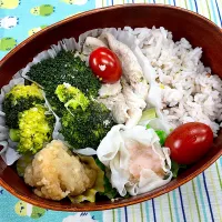 豚肉味噌焼、シウマイ、唐揚の五穀米🍱|なお🅿️さん