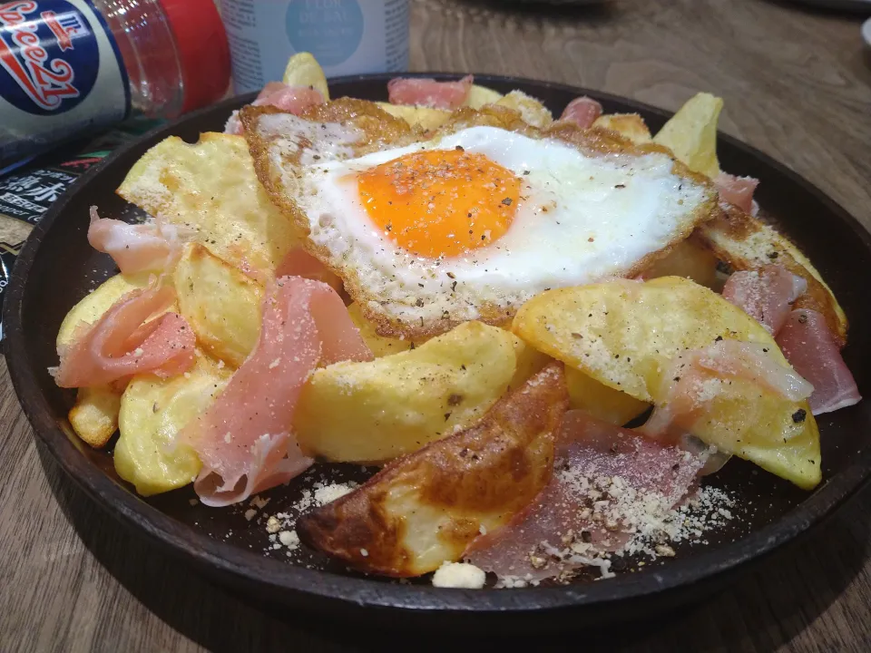 ウエボスロトス|古尾谷りかこさん