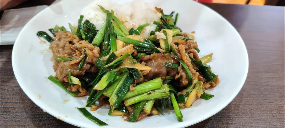 午餐👀黑椒牛肉饭🍚🐄😋|🍒lynnlicious🍒さん