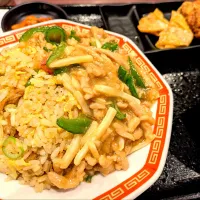 気になっていたロードサイドの炒王で青椒肉絲チャーハン😋|jpsさん