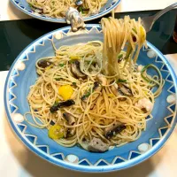 鳥と、マッシュと緑と黄色のピーマンでアーリオオーリオペペロンチーノ| Takeshi  Nagakiさん