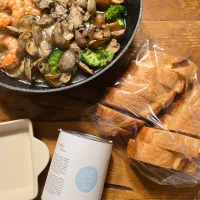 アヒージョ|yukie@uilanikitchenさん