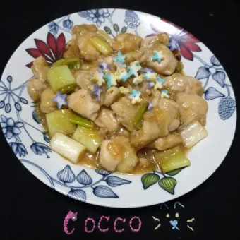 Snapdishの人気料理写真:鶏肩肉とネギの甘辛炒め✨