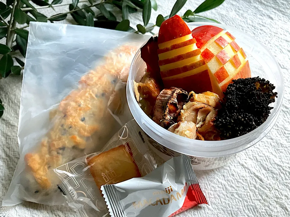 ＊0137. オーブン焼き＆天然酵母パン🥖娘ちゃんの高校生弁当🍱＊|＊抹茶＊さん