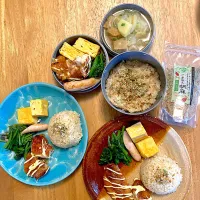 旦那さんお弁当と母娘のランチプレート🎵|さくたえさん