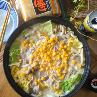 Snapdishの人気料理写真:味噌ﾊﾞﾀｰ鍋