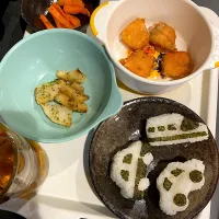 車のおにぎり🍙鮭の竜田揚げ🐟|なつこさん