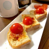 パン・コン・トマテ