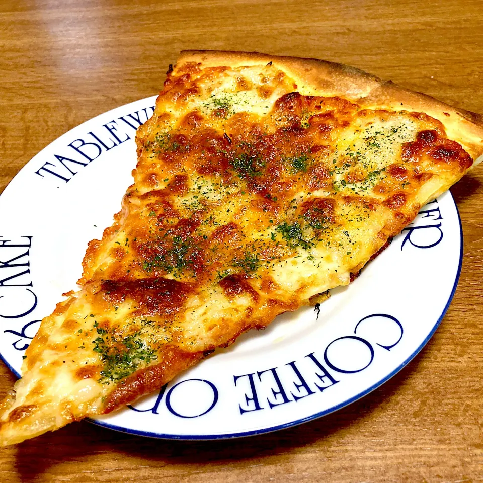 ベーコン・ポテトピザ🍕|まいりさん