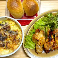 #じゃがいもと長ネギのドフィノア #手羽元ローストチキン #ちぎりパン|トリさん