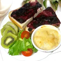 ブルーベリージャムトーストモーニング|besさん