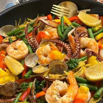 Snapdishの人気料理写真:【ユウキ世界の食卓探検隊🌏】フィデウア