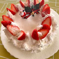 孫ちんがデコった イチゴショート🍓|ブンタさん