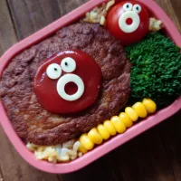 漢の…次女用🍱マルシンハンバーグ乗せ塩そばめし弁当|ᵏᵒᵘさん