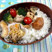 豚肉味噌焼、サトイモそぼろ煮、唐揚🍱|なお🅿️さん