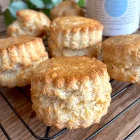 生クリームとヨーグルトのスコーン