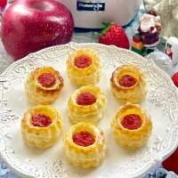 ひとくちフルーツパイ🍓🍎|sucreroomさん