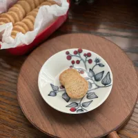 チーズとブラックペッパーのサブレ