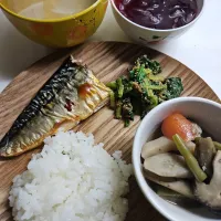 ☆夕飯☆鯖、ほうれん草ゴマ和え、筑前煮、ごはん、味噌汁、ゼリー|ｼｮｺﾗさん
