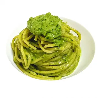 Snapdishの人気料理写真:【フレッシュバジルの香りと削りたてのチーズが堪らない🎯】完全レシピ化第2弾！ジェノベーゼパスタ🇮🇹