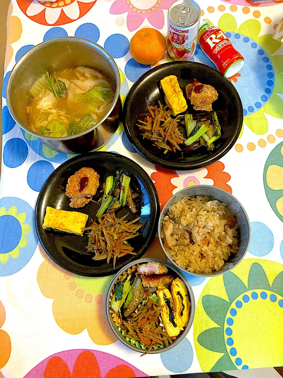 旦那さんお弁当と母娘のオカズプレート🌱|さくたえさん