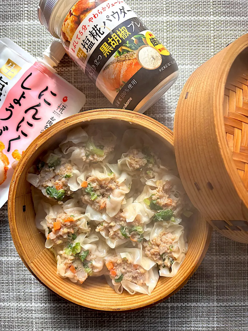 塩麹の旨味たっぷり軟骨入りシュウマイ|栃倉 直人さん