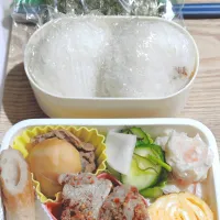 高校生運動部弁当（おにぎり２つ、おかず数品）、豆乳|rinchusさん