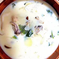 #寒い夜には牡蠣のクリームシチューで暖まりましょう🩷|Rie Morisakiさん