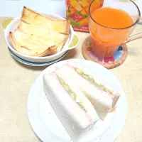 アボカドとハムのサンドイッチ|うたかた。さん