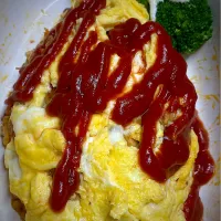 オムライス|すくらんぶるえっぐさん