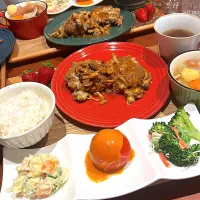 煮込みハンバーグでお夕飯|mokoさん