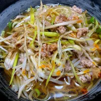 単身赴任中の男飯(醤油ネギラーメン)|おおもりの星さん