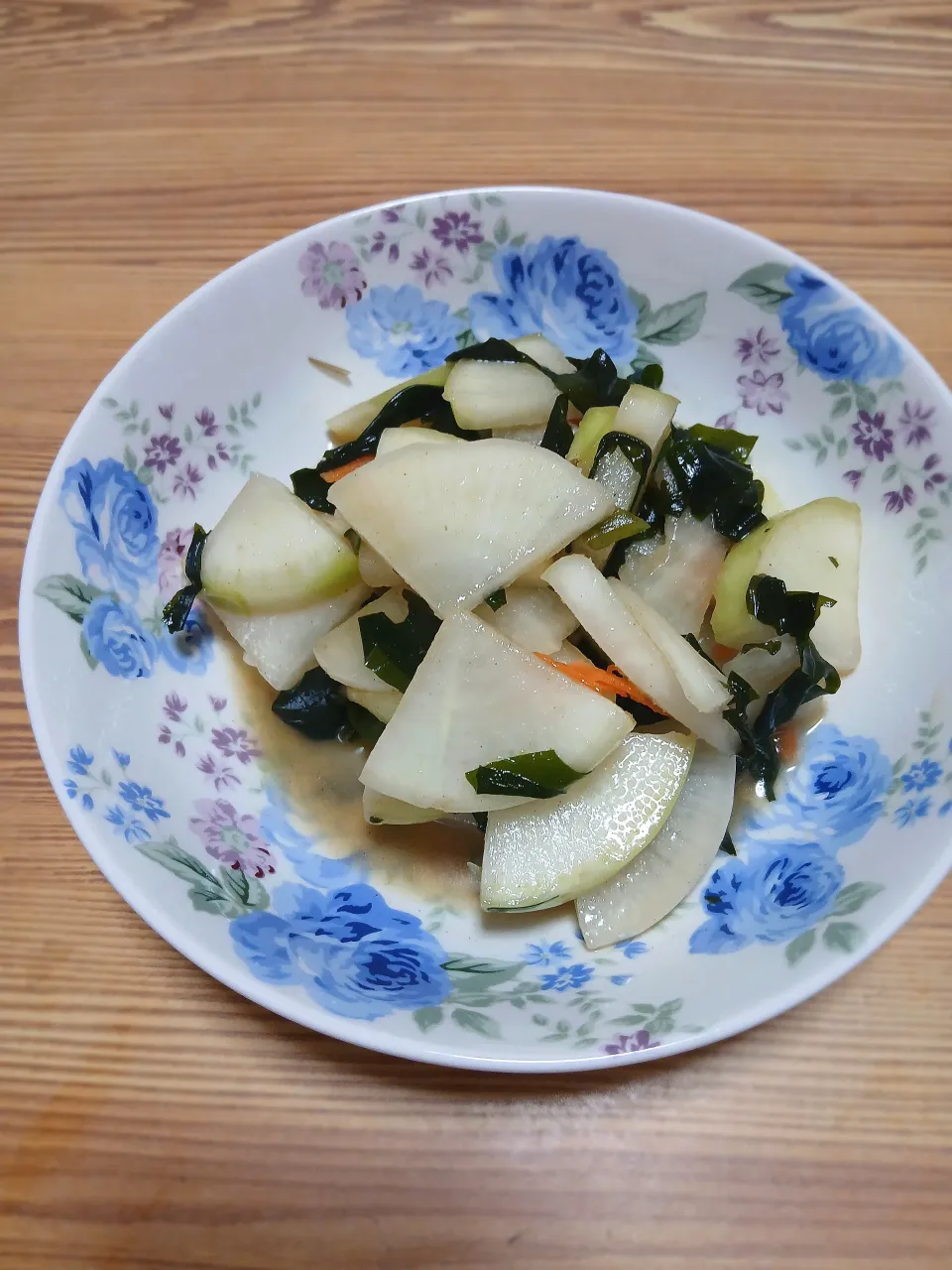 大根とワカメの和え物(oﾟзﾟo)|ぽんすけさん