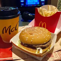 カラオケ🎤前に(๑˭̴̵̶́ꄱ˭̴̵̶̀ )🎤✨|Kojiさん