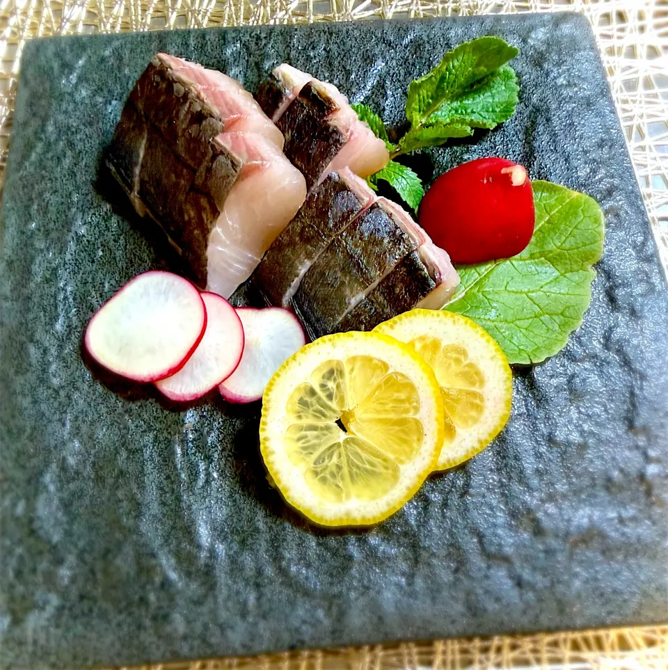 昆布締め炙りサワラ|なか★やまさん