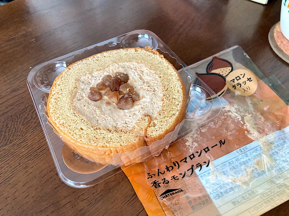 マロンロール|はっちぃさん